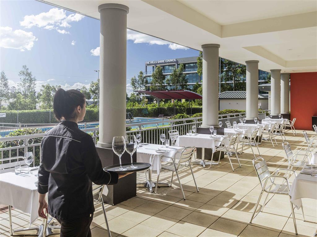 Visy Dior Hotell Baulkham Hills Exteriör bild