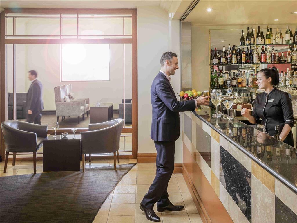 Visy Dior Hotell Baulkham Hills Exteriör bild