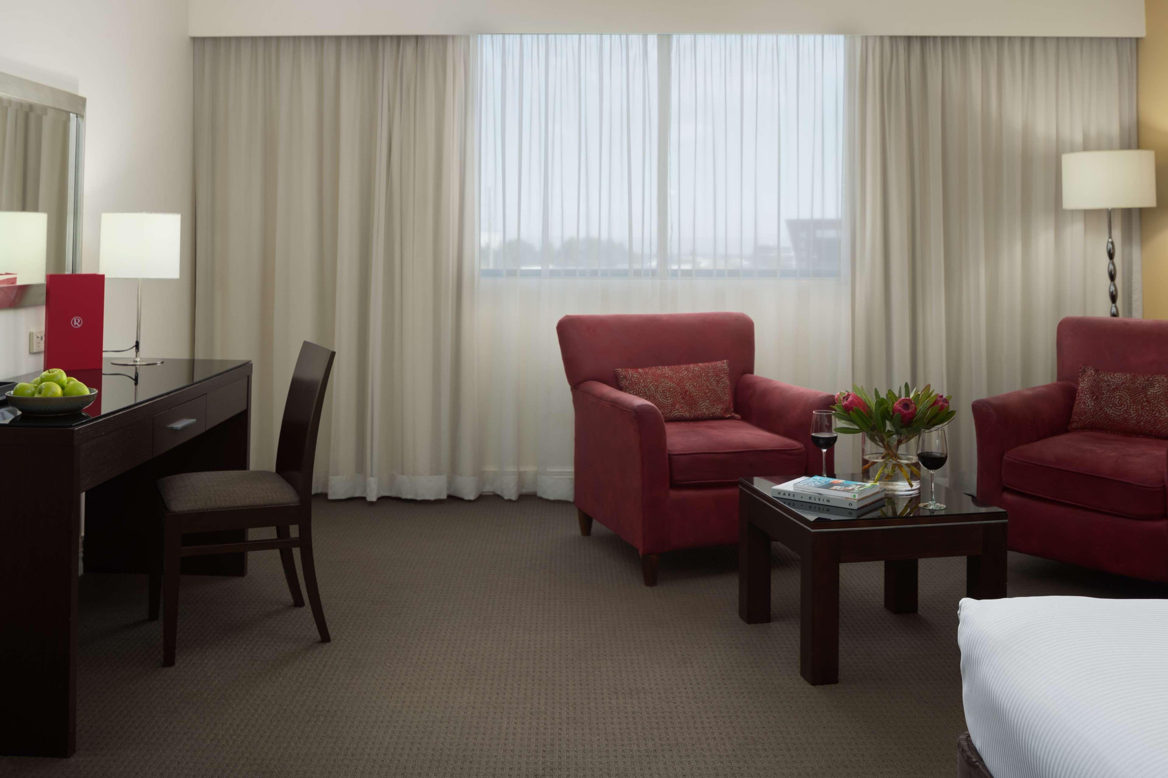 Visy Dior Hotell Baulkham Hills Exteriör bild