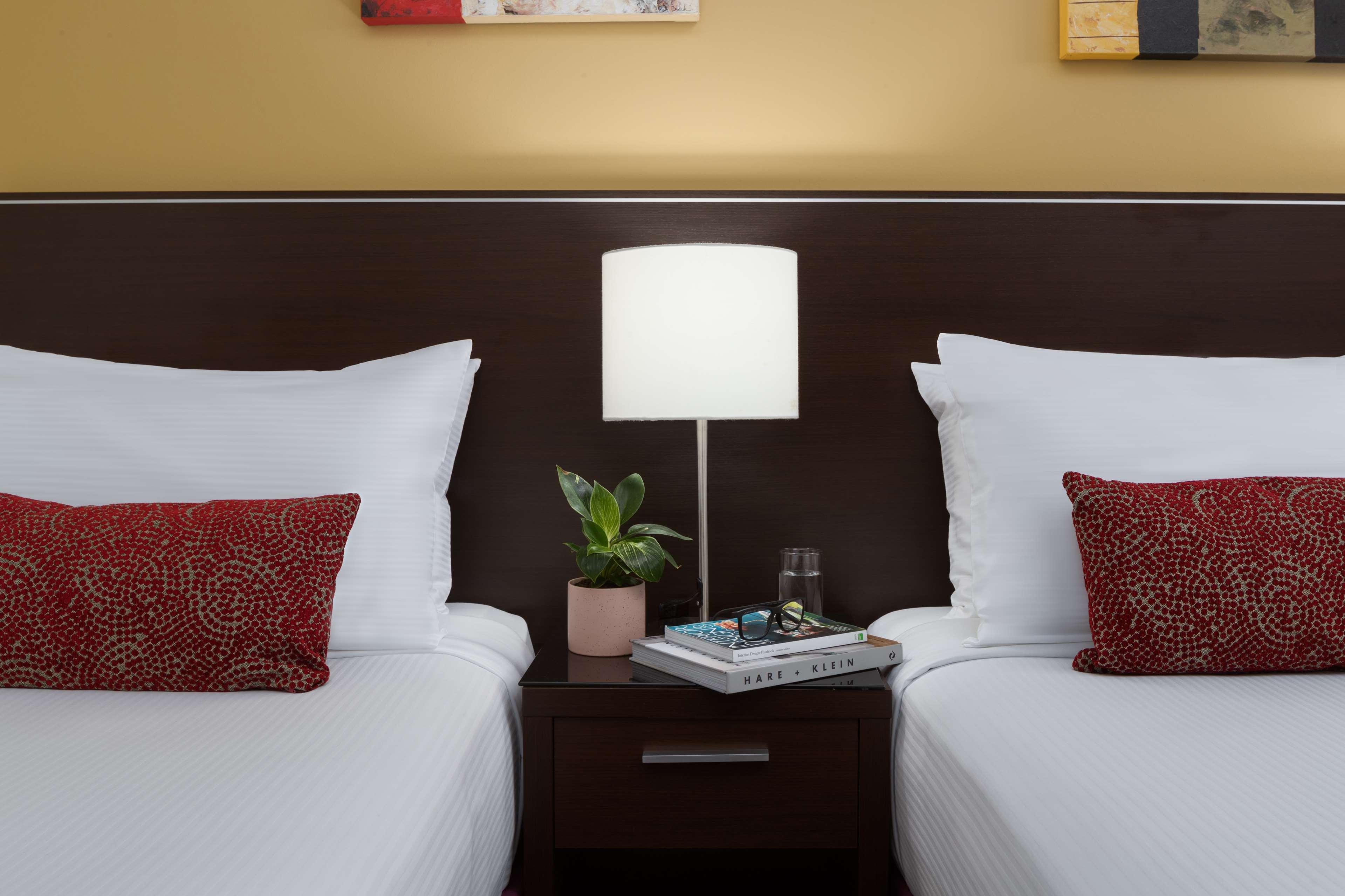 Visy Dior Hotell Baulkham Hills Exteriör bild