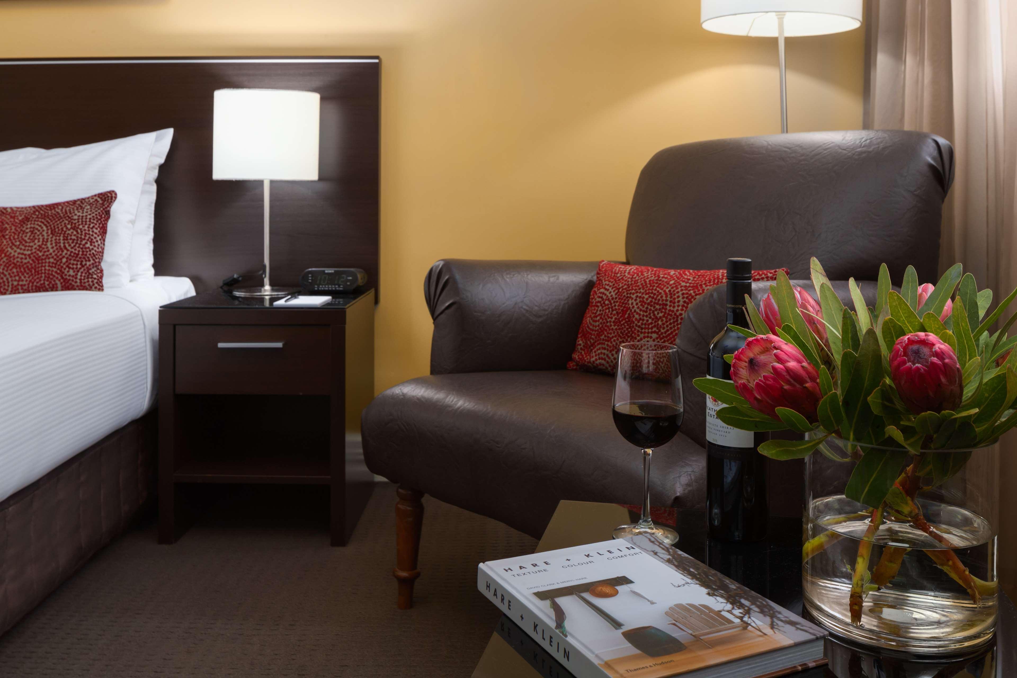 Visy Dior Hotell Baulkham Hills Exteriör bild