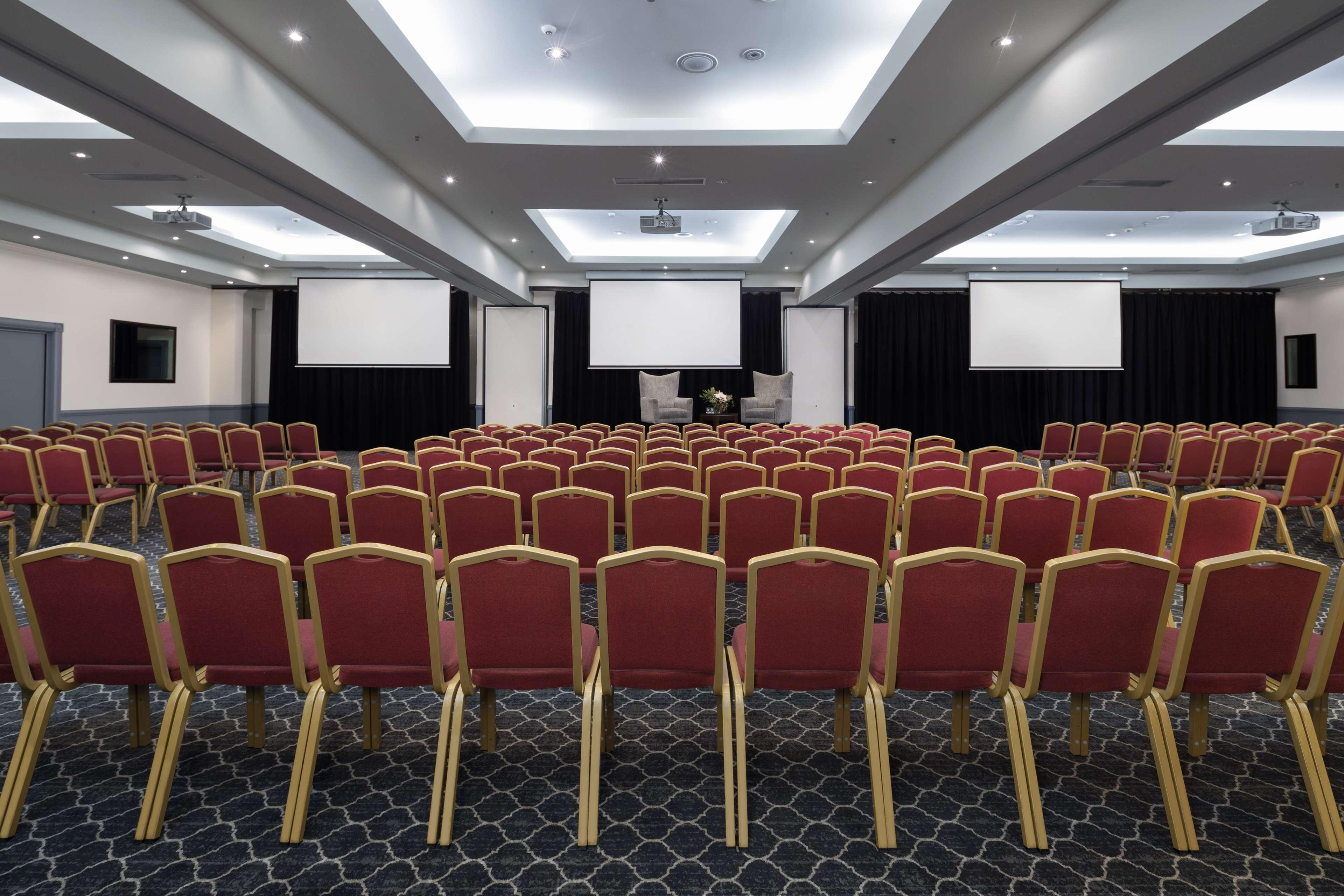 Visy Dior Hotell Baulkham Hills Exteriör bild