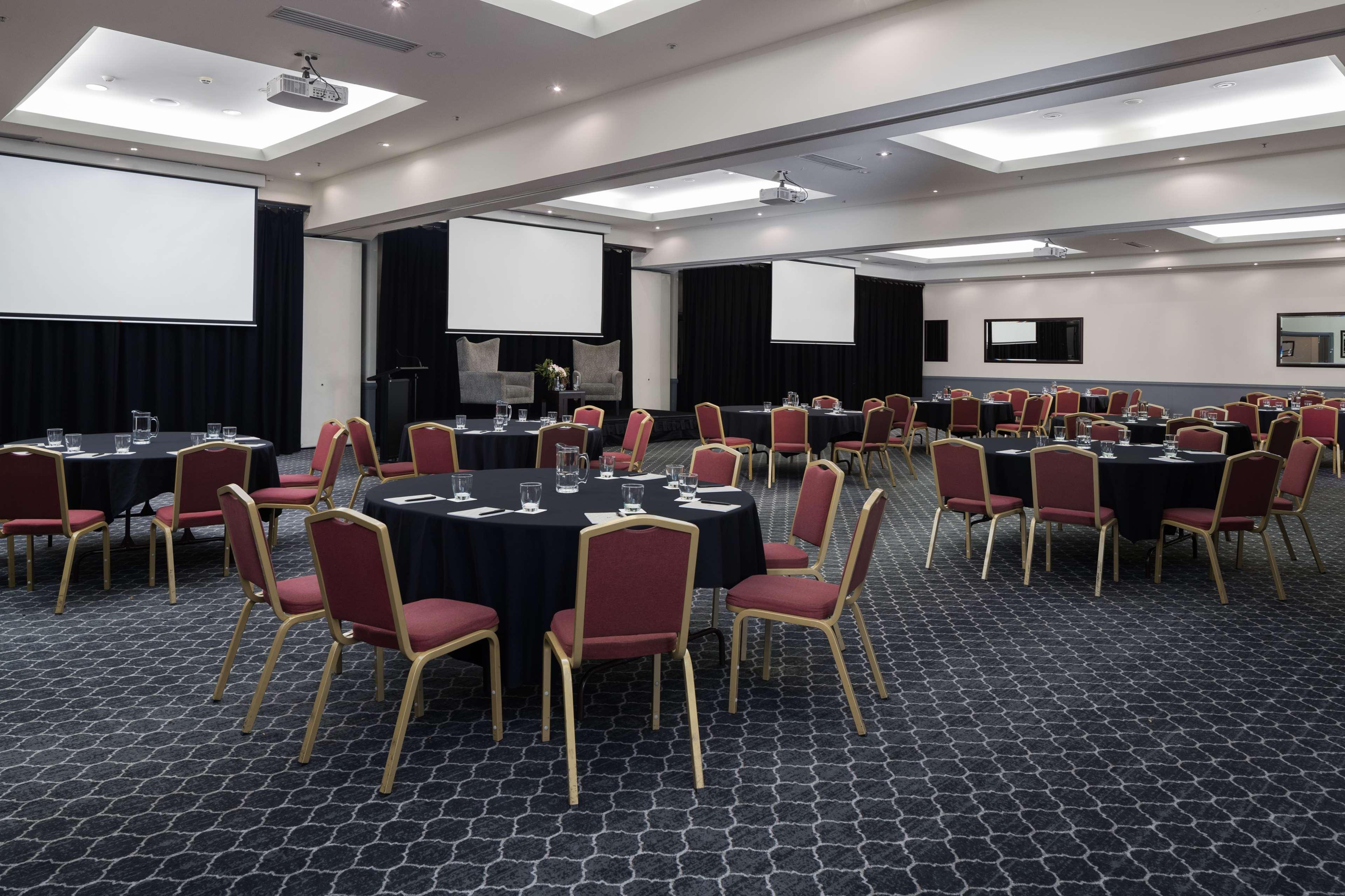 Visy Dior Hotell Baulkham Hills Exteriör bild