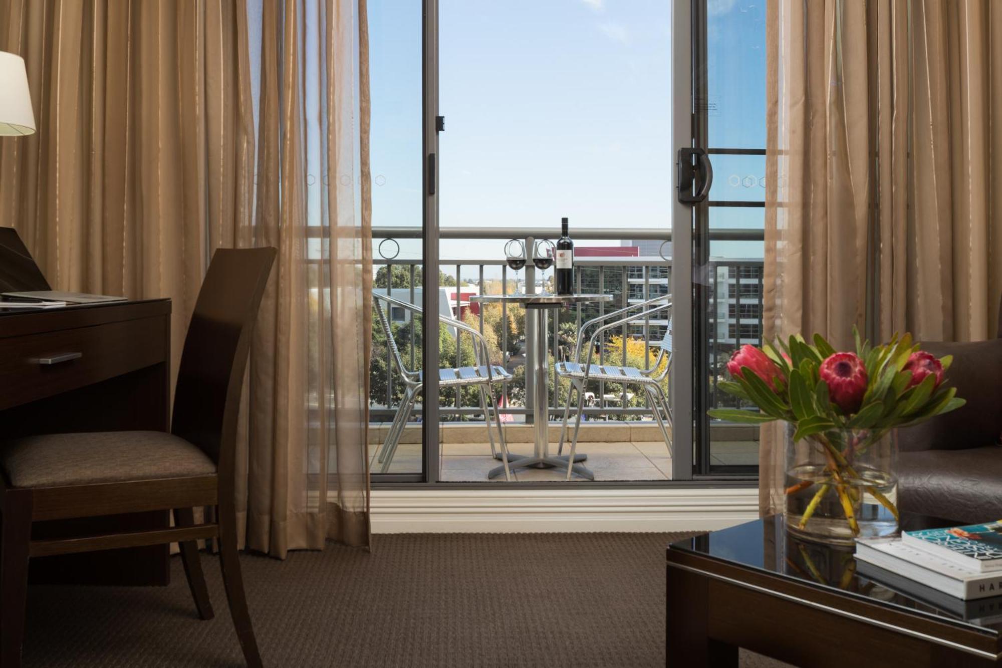 Visy Dior Hotell Baulkham Hills Exteriör bild
